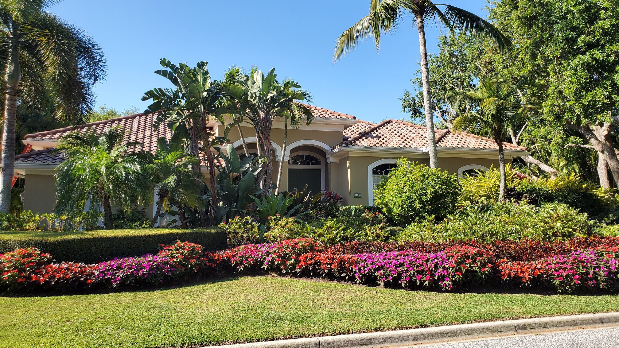 Roof Maintenance Tips for Florida Homeowners, Longboat Key Roofing, Top Rated Roofing Company Sarasota Fl. Sarasota County Roofing, High Pitch Roofing, Specialty Roofing